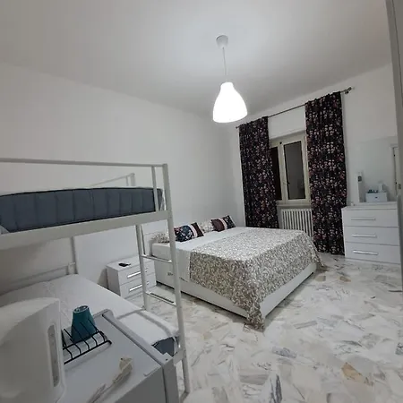 بيت ضيافة Goffredo Mameli House *