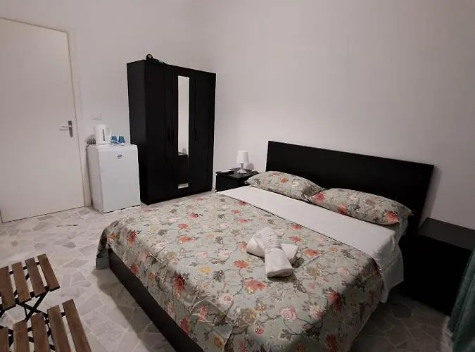 Goffredo Mameli House Affittacamere *